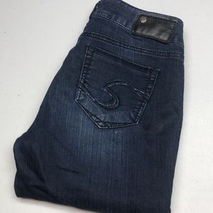 DARKWASH SILVER SUKI SKINNY JEANS 28x31 ⭐️